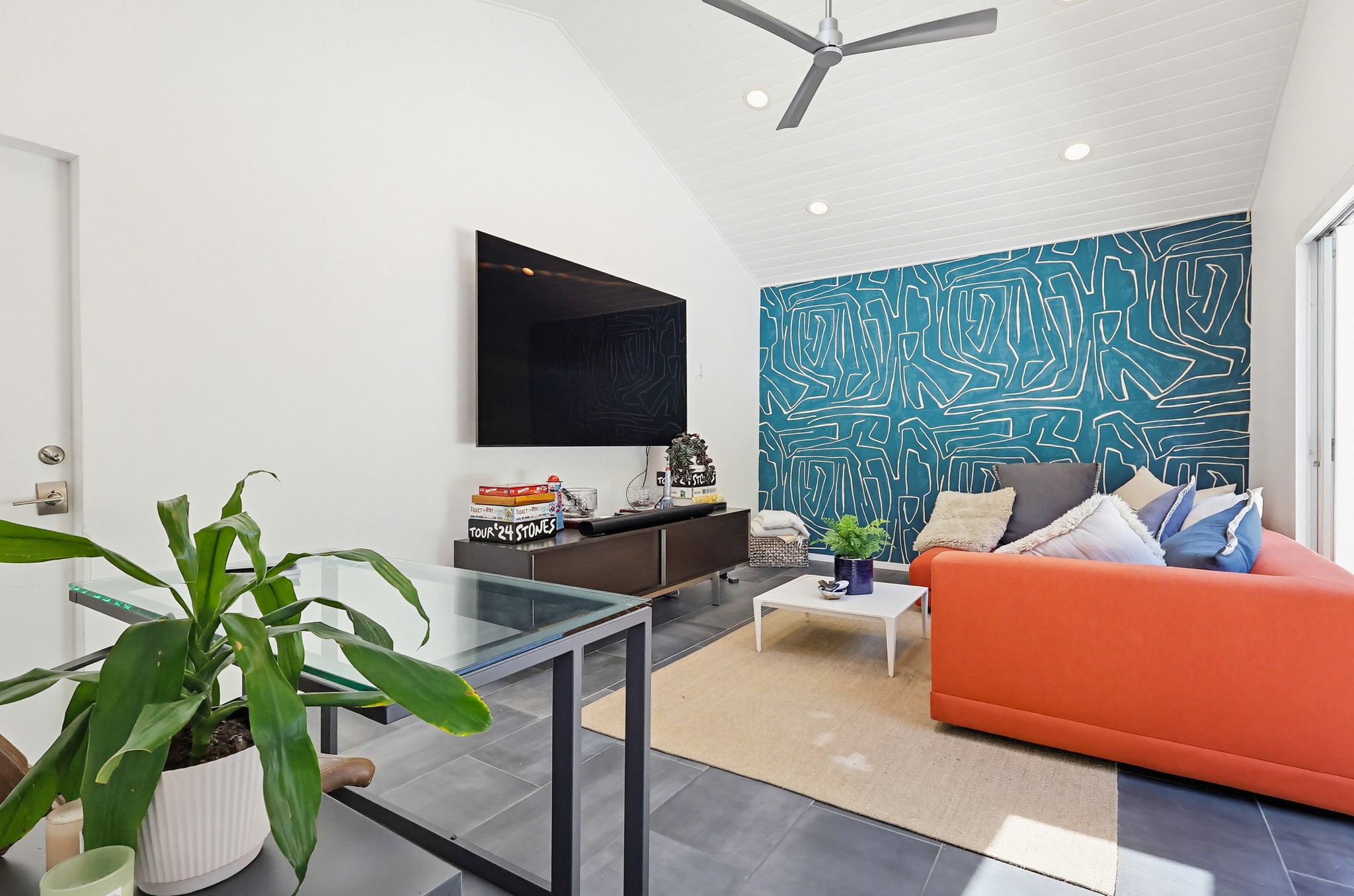 Virtual tour photo 101 of 105 for 3 Golden Spar Pl
