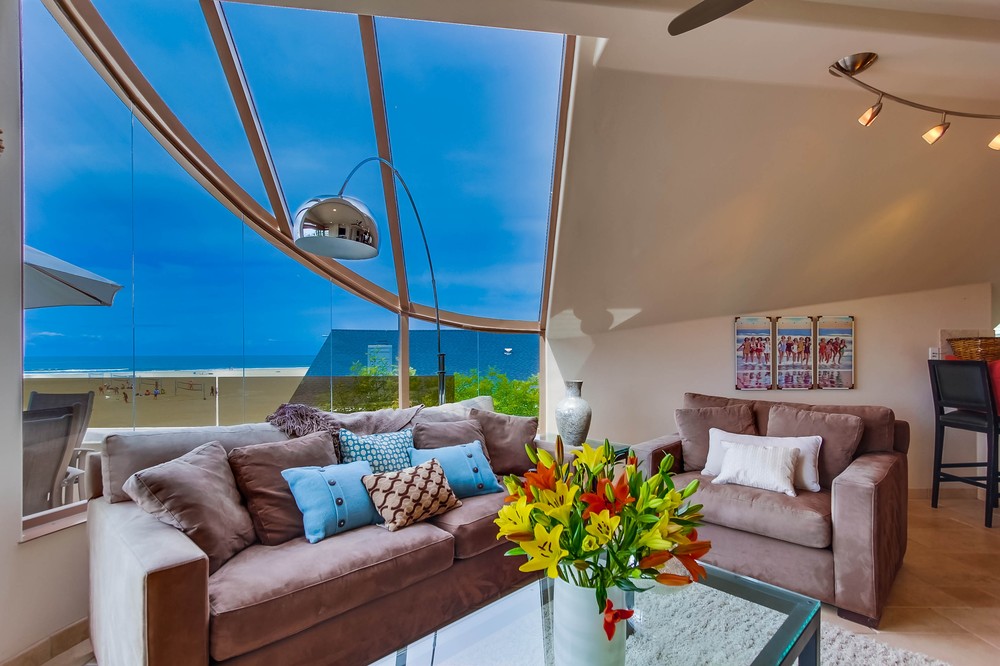 Virtual tour photo 6 of 60 for 3 Ocean Front Walk