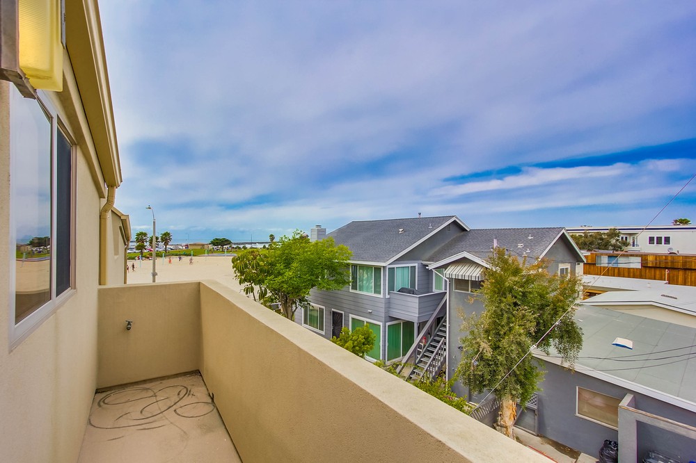 Virtual tour photo 26 of 60 for 3 Ocean Front Walk