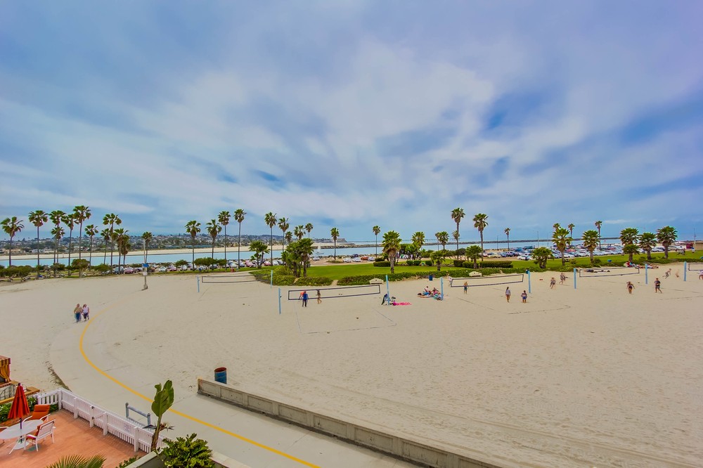 Virtual tour photo 34 of 60 for 3 Ocean Front Walk