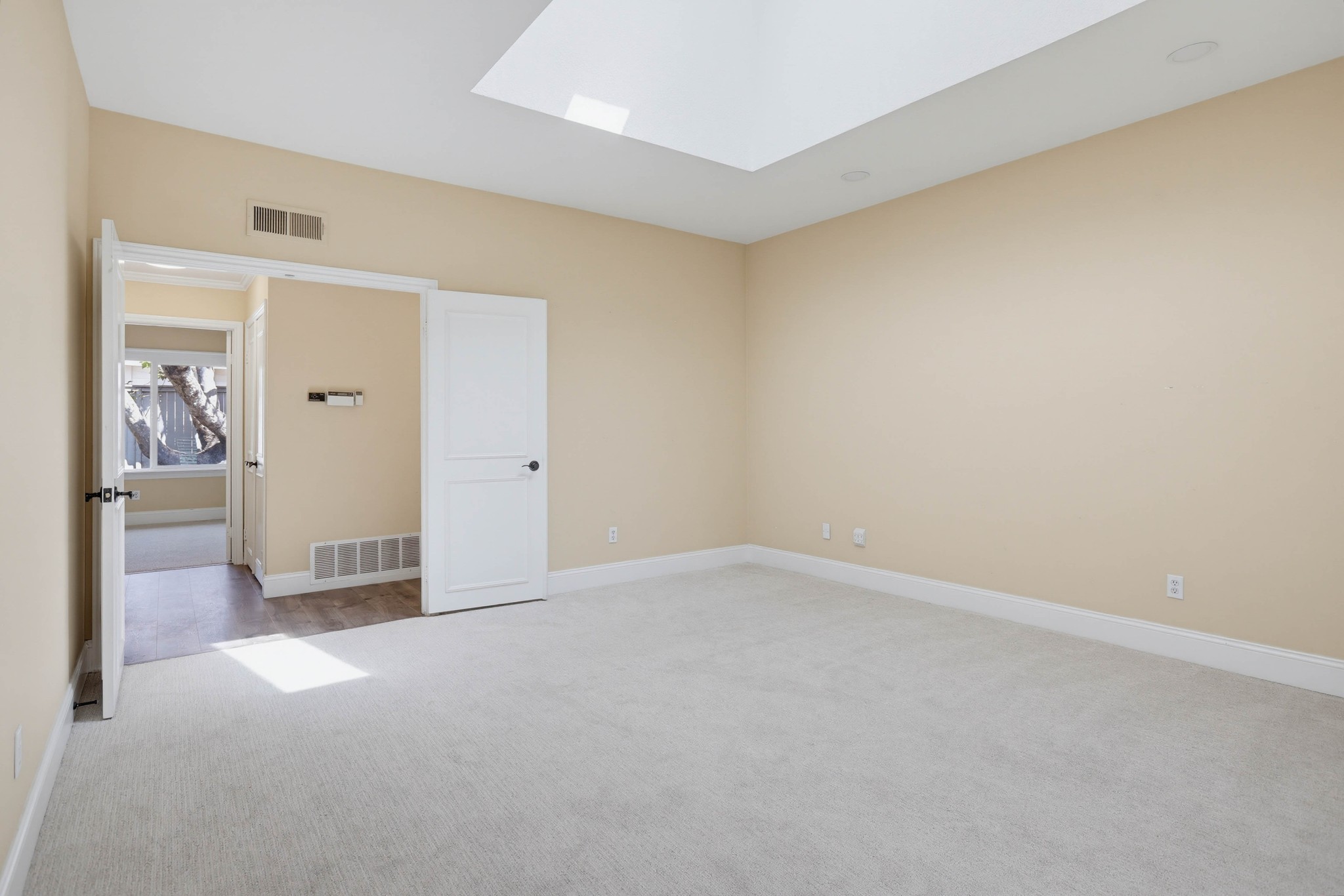 Virtual tour photo 41 of 84 for 3 Sunrose