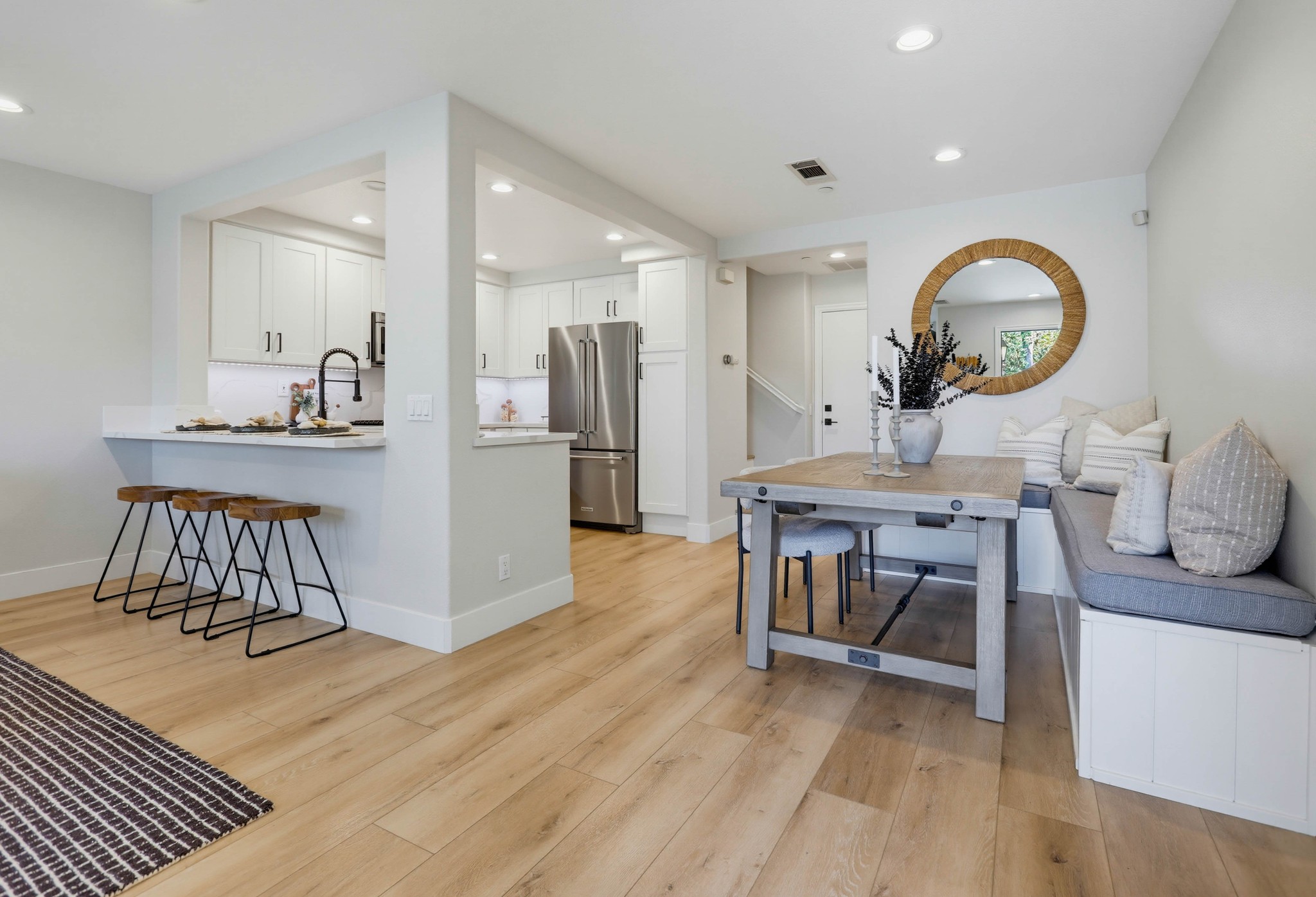 Virtual tour photo 16 of 55 for 3 Three Vines Ct