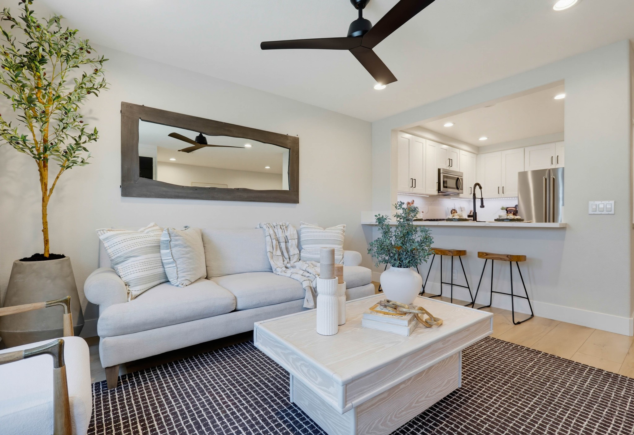 Virtual tour photo 14 of 55 for 3 Three Vines Ct