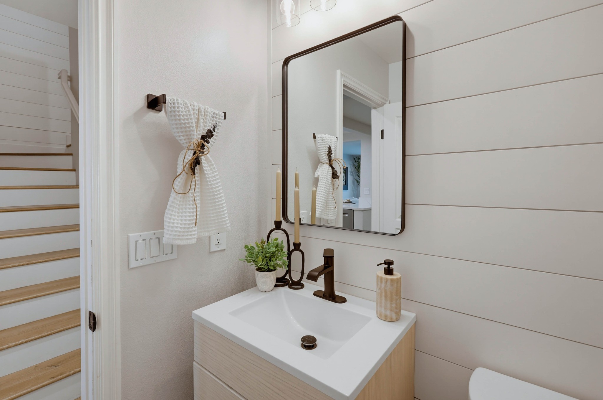 Virtual tour photo 25 of 55 for 3 Three Vines Ct