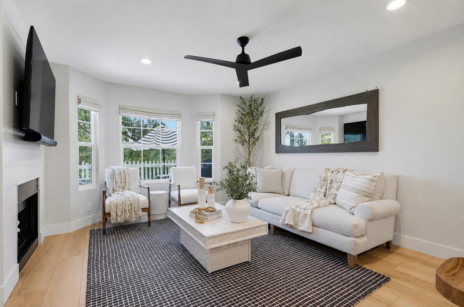 Virtual tour photo 13 of 55 for 3 Three Vines Ct