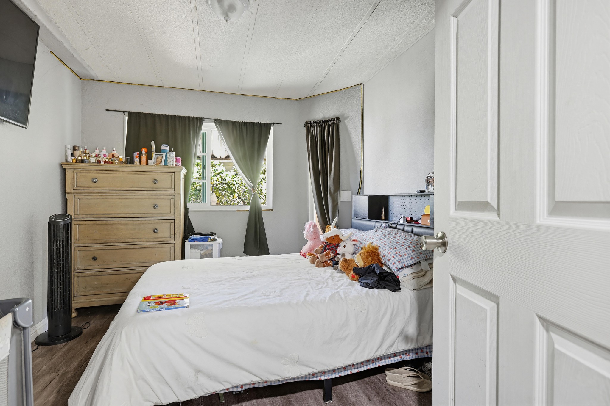 Virtual tour photo 31 of 52 for 300 N Rampart St