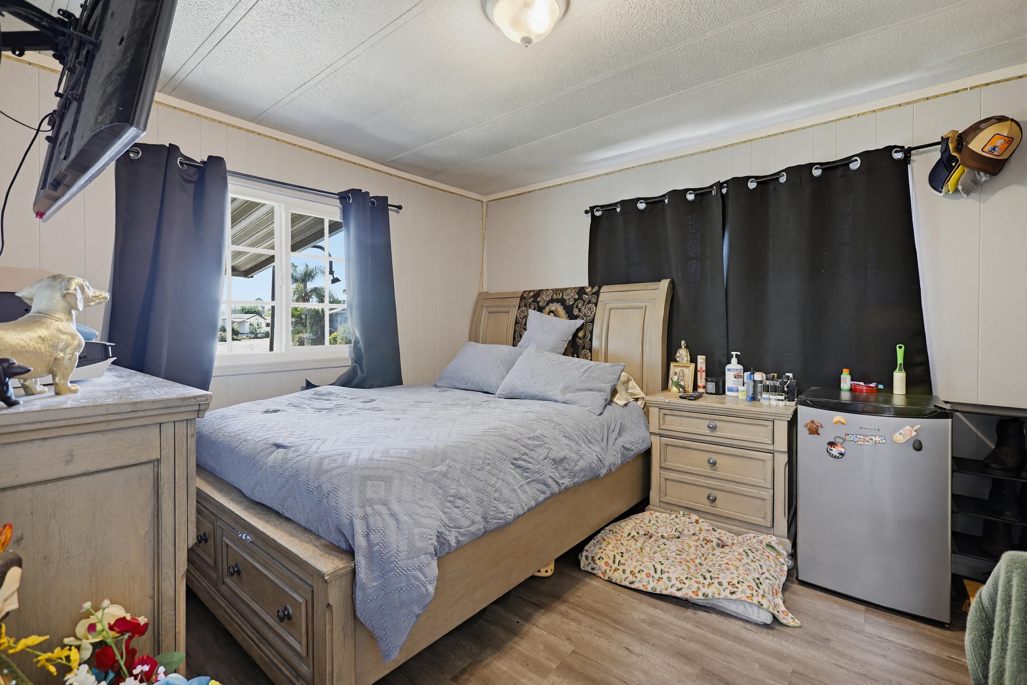 Virtual tour photo 36 of 52 for 300 N Rampart St