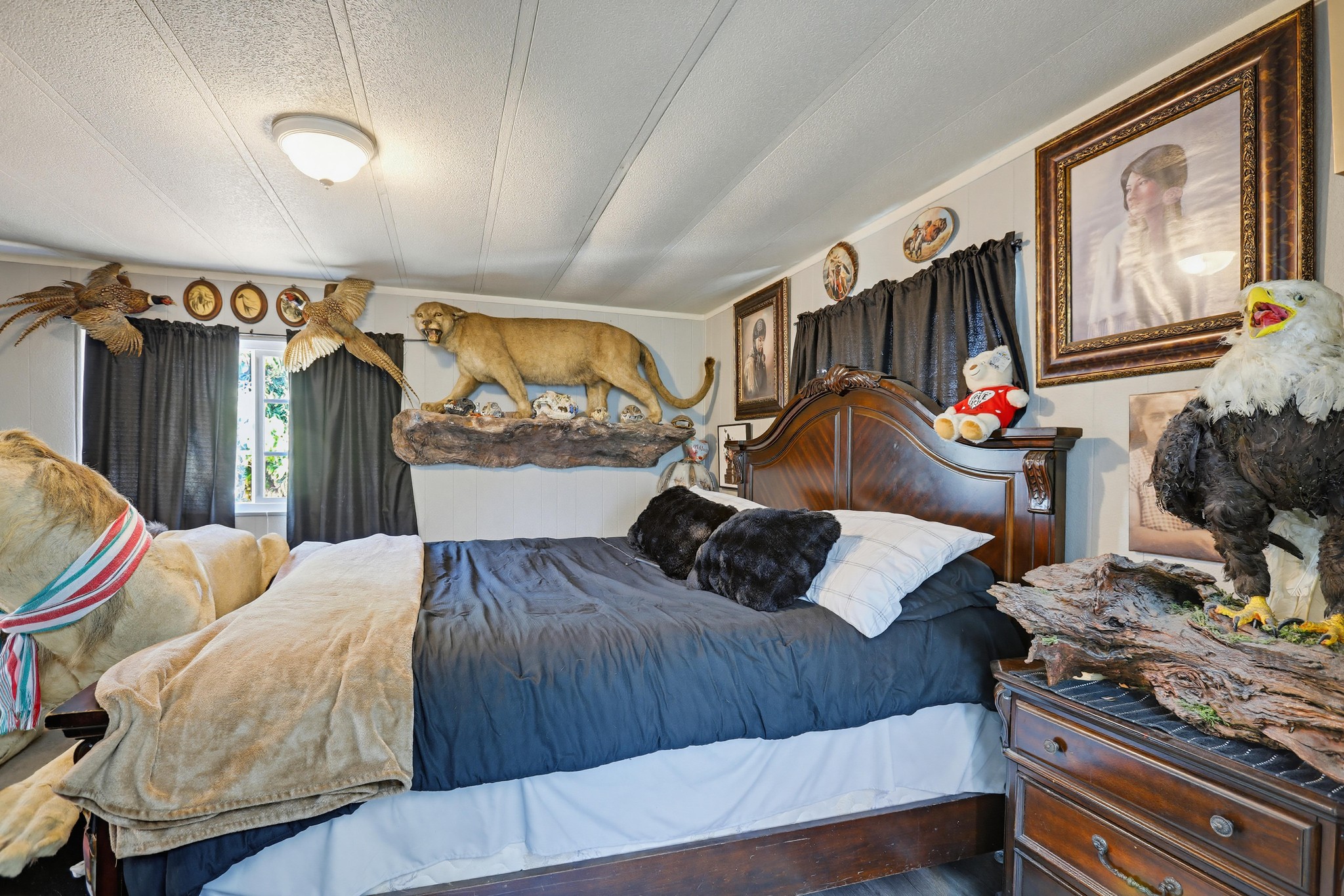 Virtual tour photo 39 of 52 for 300 N Rampart St
