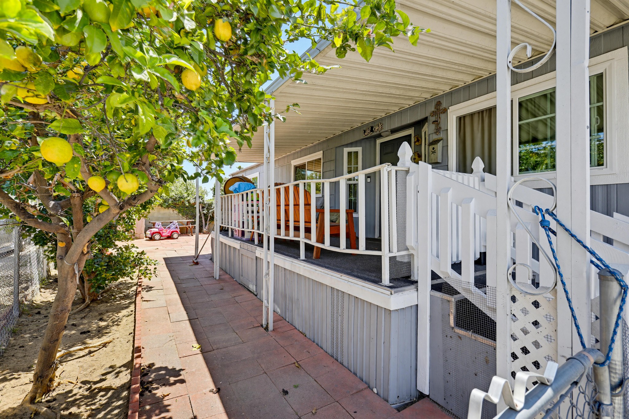 Virtual tour photo 46 of 52 for 300 N Rampart St