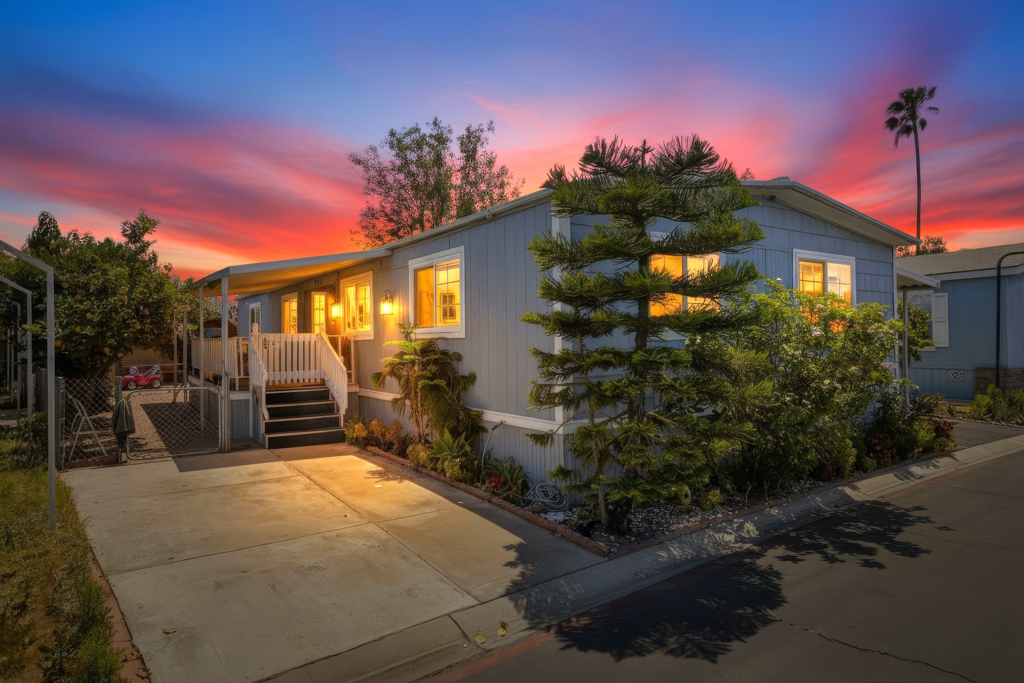 Virtual tour photo 52 of 52 for 300 N Rampart St
