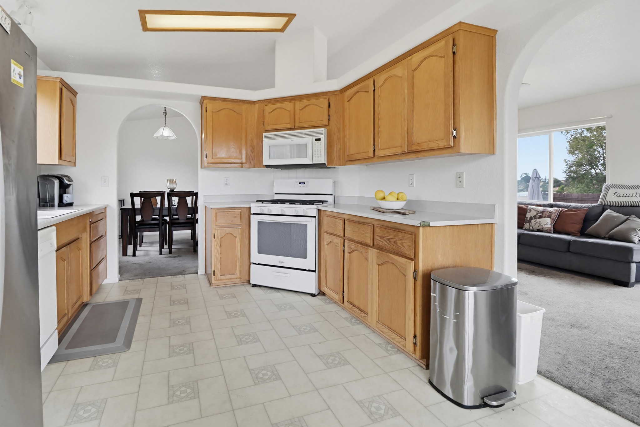 Virtual tour photo 18 of 49 for 300 Thornton Dr SPC 14
