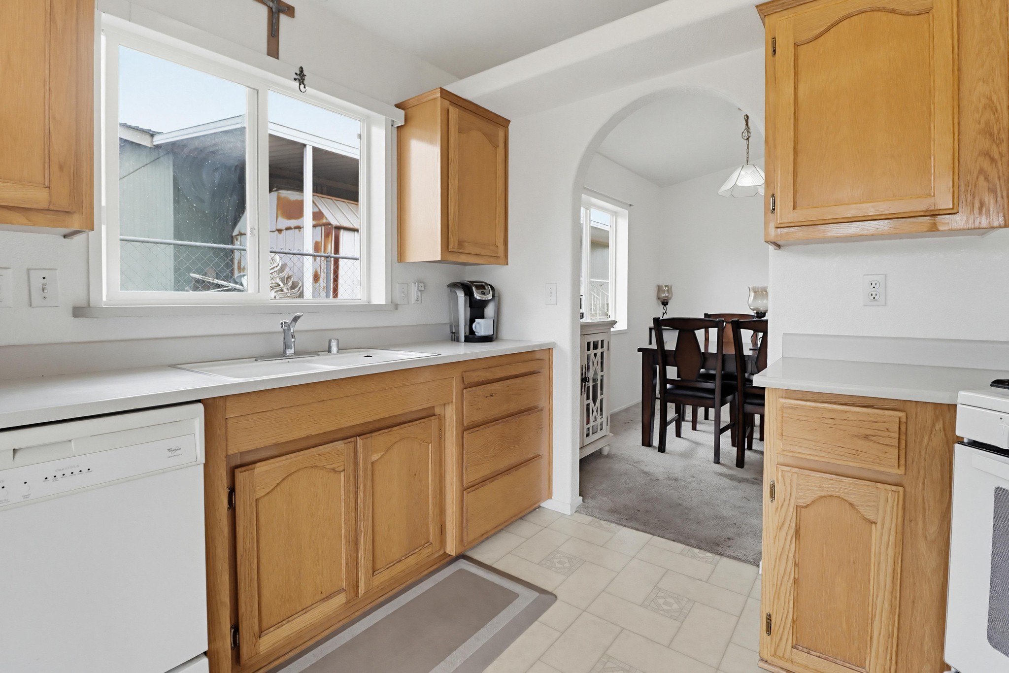 Virtual tour photo 19 of 49 for 300 Thornton Dr SPC 14