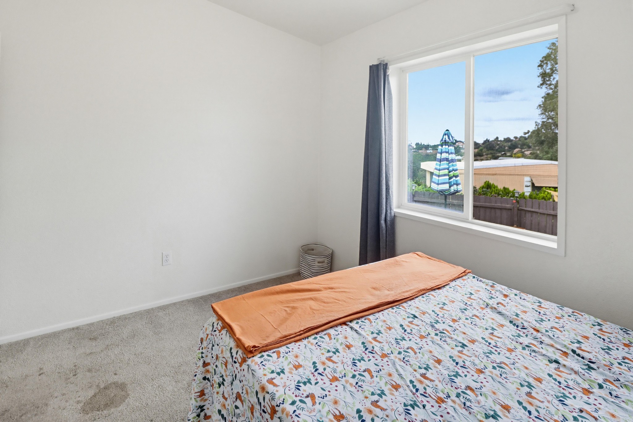 Virtual tour photo 27 of 49 for 300 Thornton Dr SPC 14