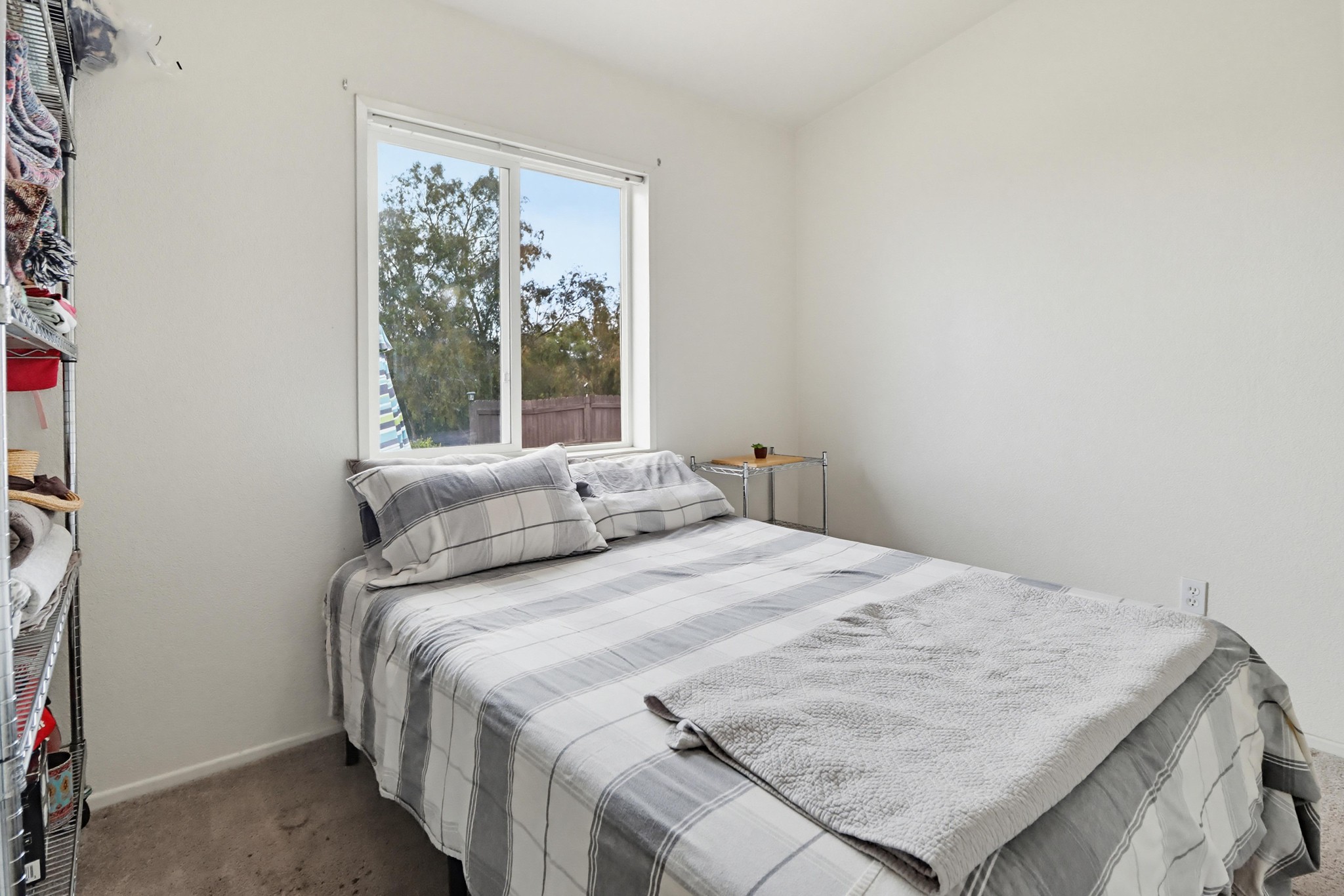 Virtual tour photo 30 of 49 for 300 Thornton Dr SPC 14