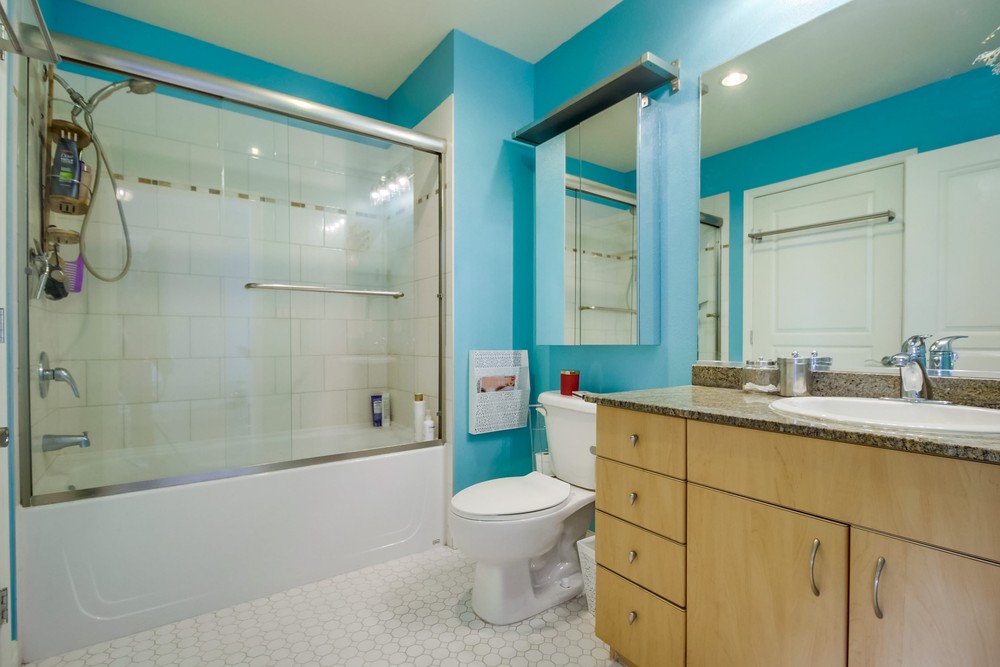 Virtual tour photo 17 of 21 for 300 W Beech St #1004