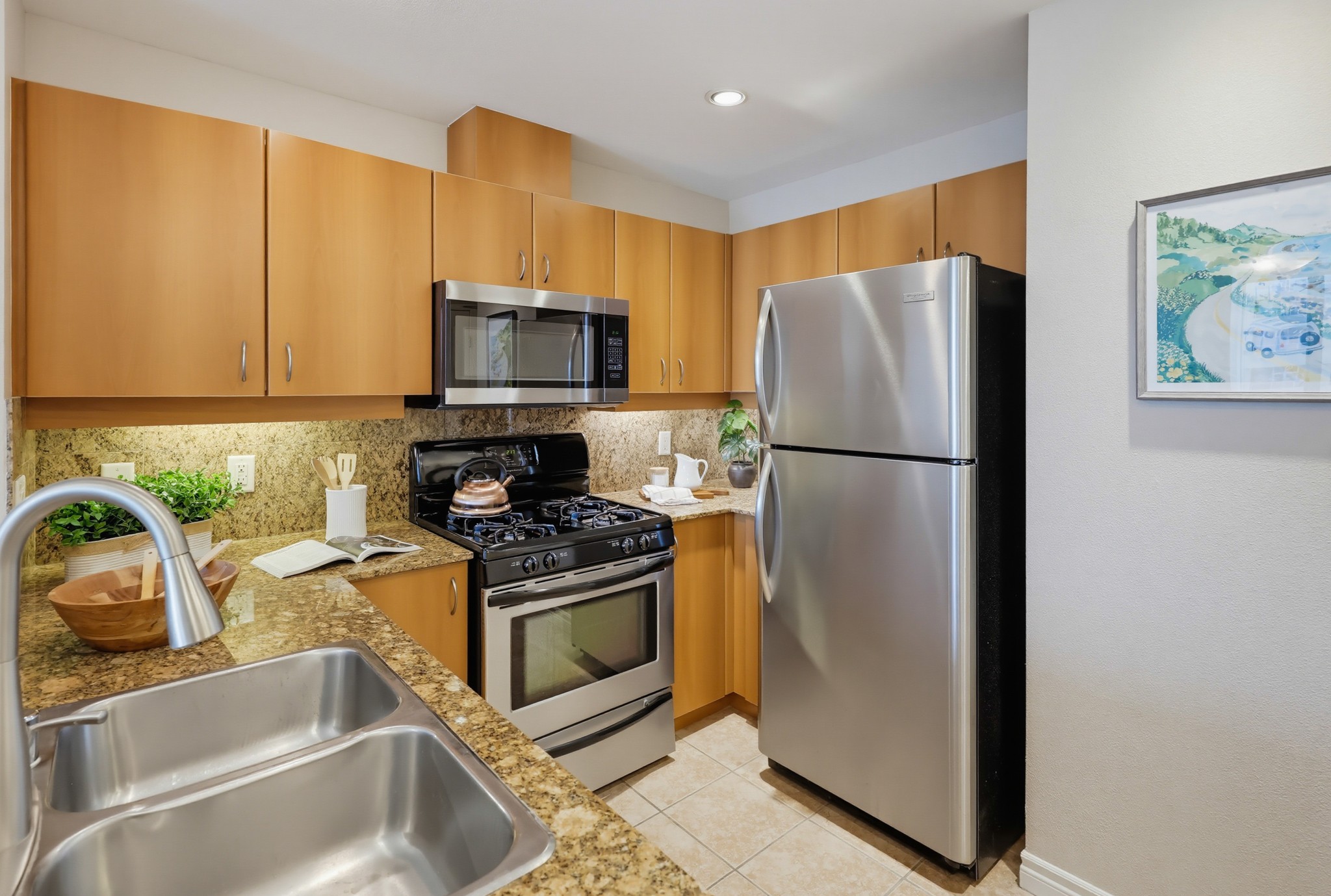Virtual tour photo 22 of 54 for 300 W Beech St #1101