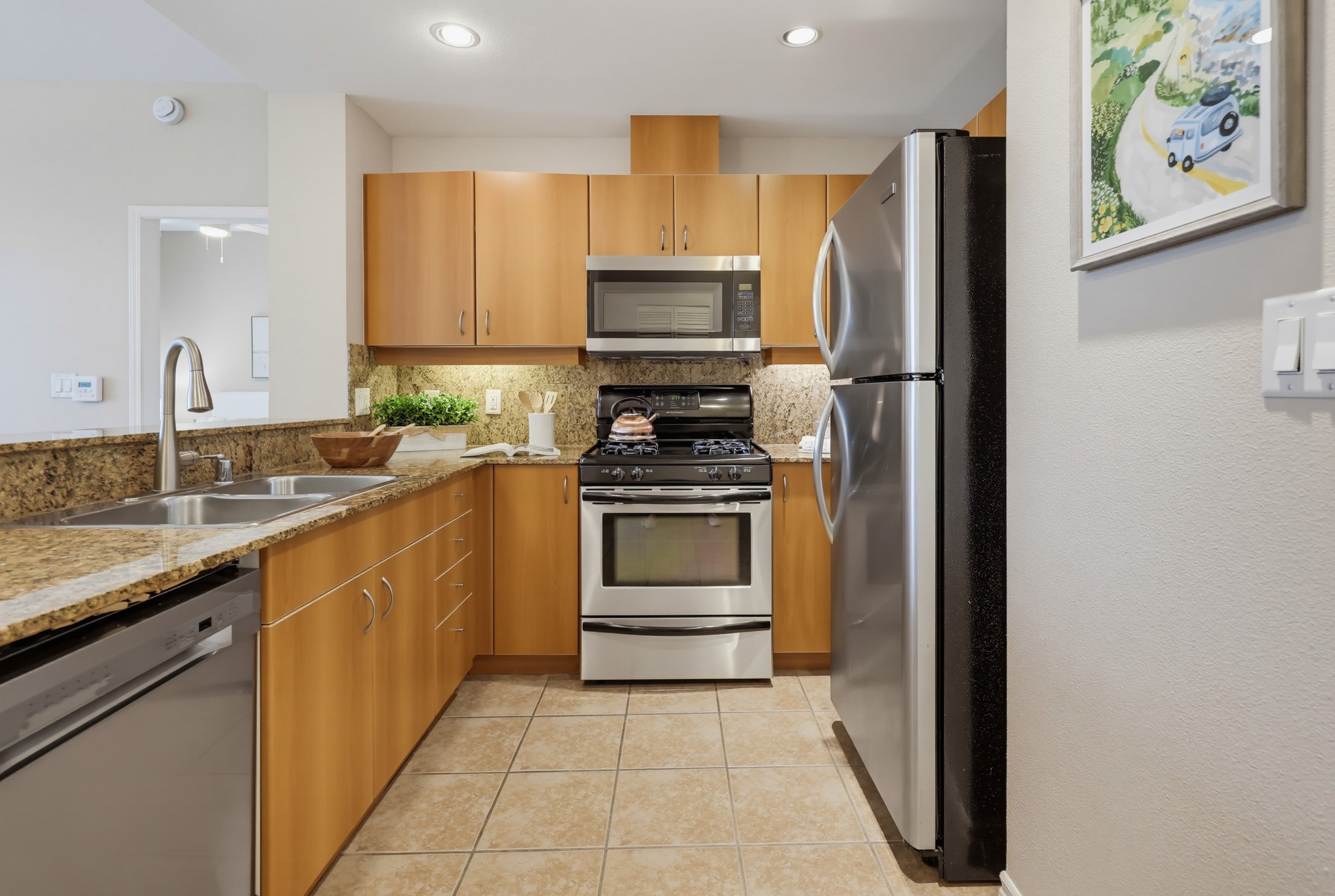 Virtual tour photo 23 of 54 for 300 W Beech St #1101