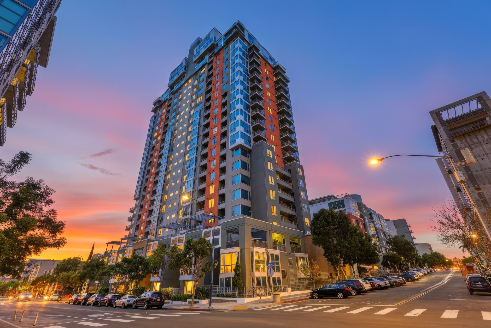 Virtual tour photo 54 of 54 for 300 W Beech St #1101
