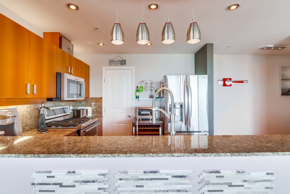Virtual tour photo 20 of 53 for 300 W Beech St #1303