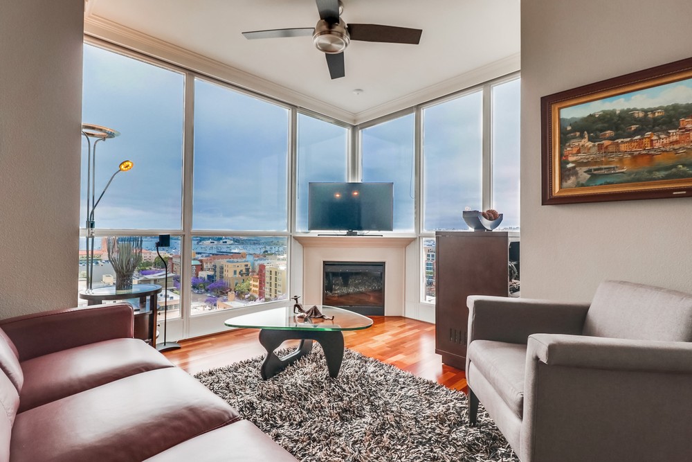 Virtual tour photo 5 of 36 for 300 W Beech St