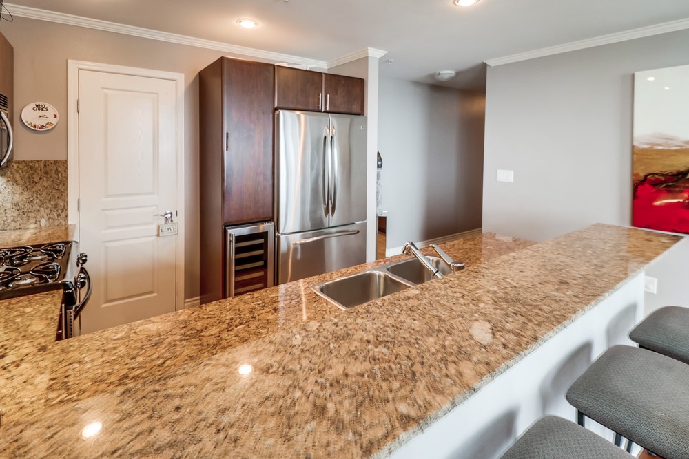 Virtual tour photo 15 of 36 for 300 W Beech St