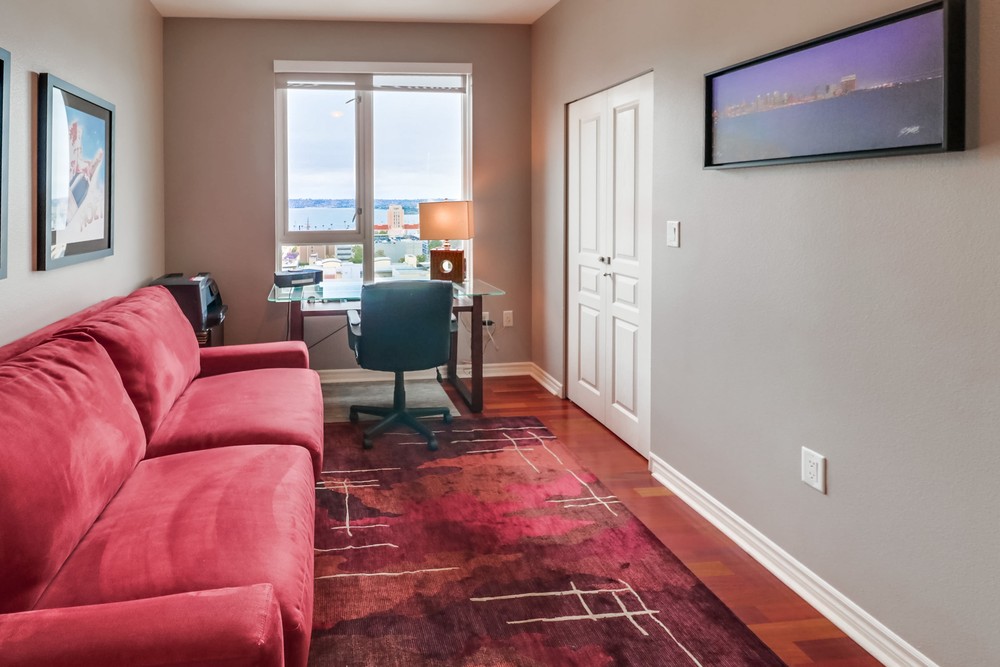 Virtual tour photo 26 of 36 for 300 W Beech St