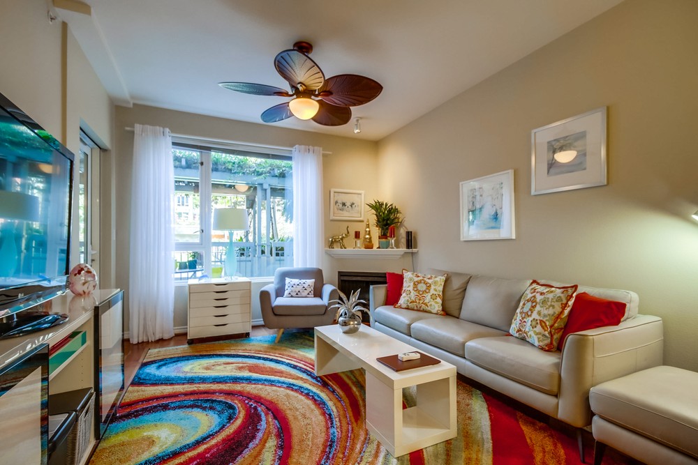 Virtual tour photo 8 of 27 for 300 W Beech St #7