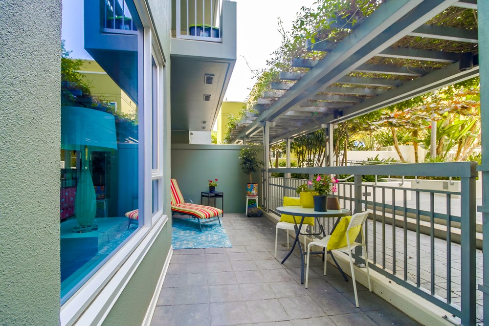 Virtual tour photo 23 of 27 for 300 W Beech St #7
