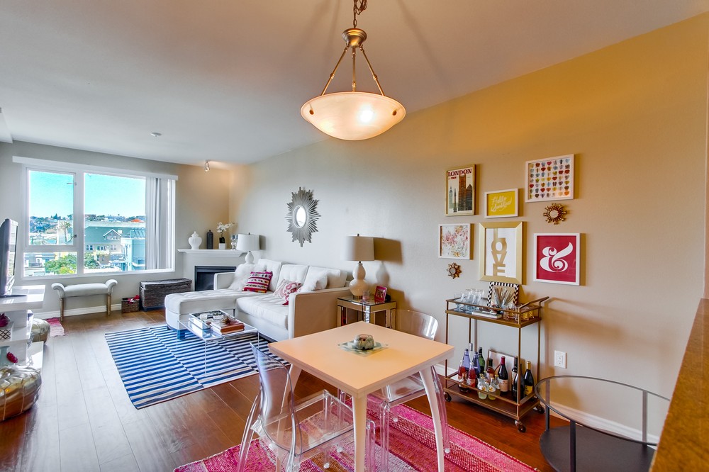 Virtual tour photo 16 of 46 for 300 West Beech Street #605
