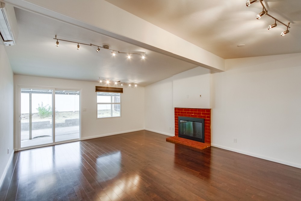 Virtual tour photo 5 of 29 for 3002 Larkin Pl