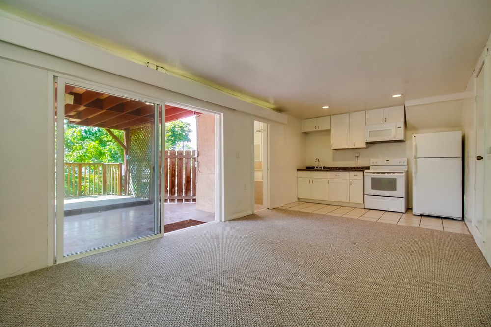 Virtual tour photo 5 of 24 for 3006 Dove St