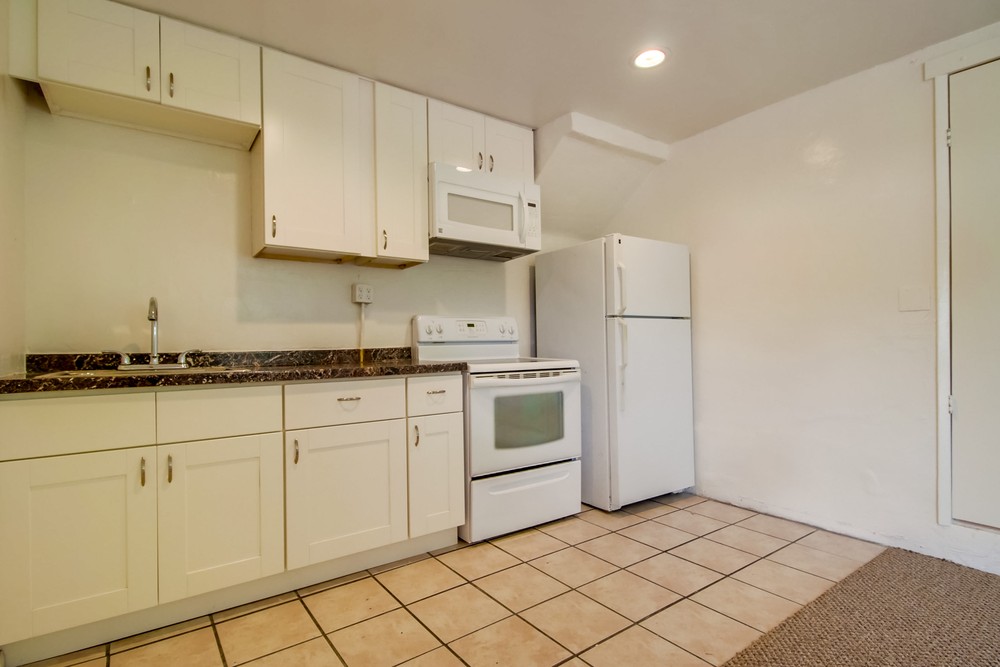 Virtual tour photo 9 of 24 for 3006 Dove St