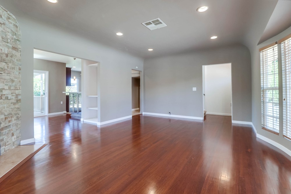 Virtual tour photo 11 of 48 for 3006 Dove St