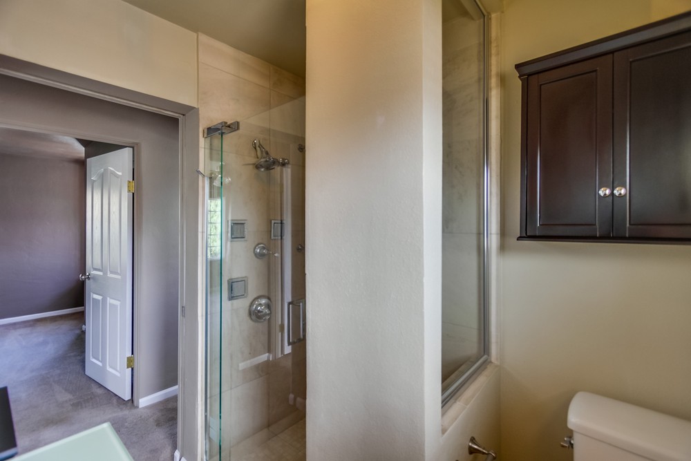 Virtual tour photo 36 of 55 for 3006 Dove St