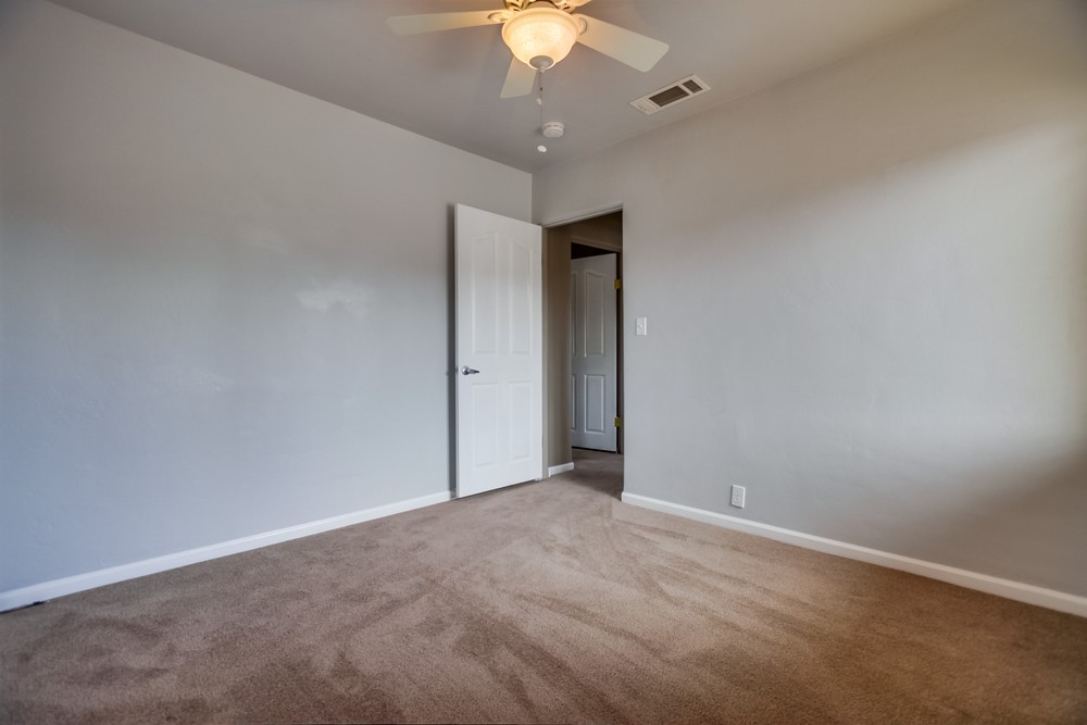 Virtual tour photo 39 of 55 for 3006 Dove St