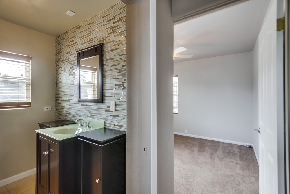 Virtual tour photo 41 of 55 for 3006 Dove St