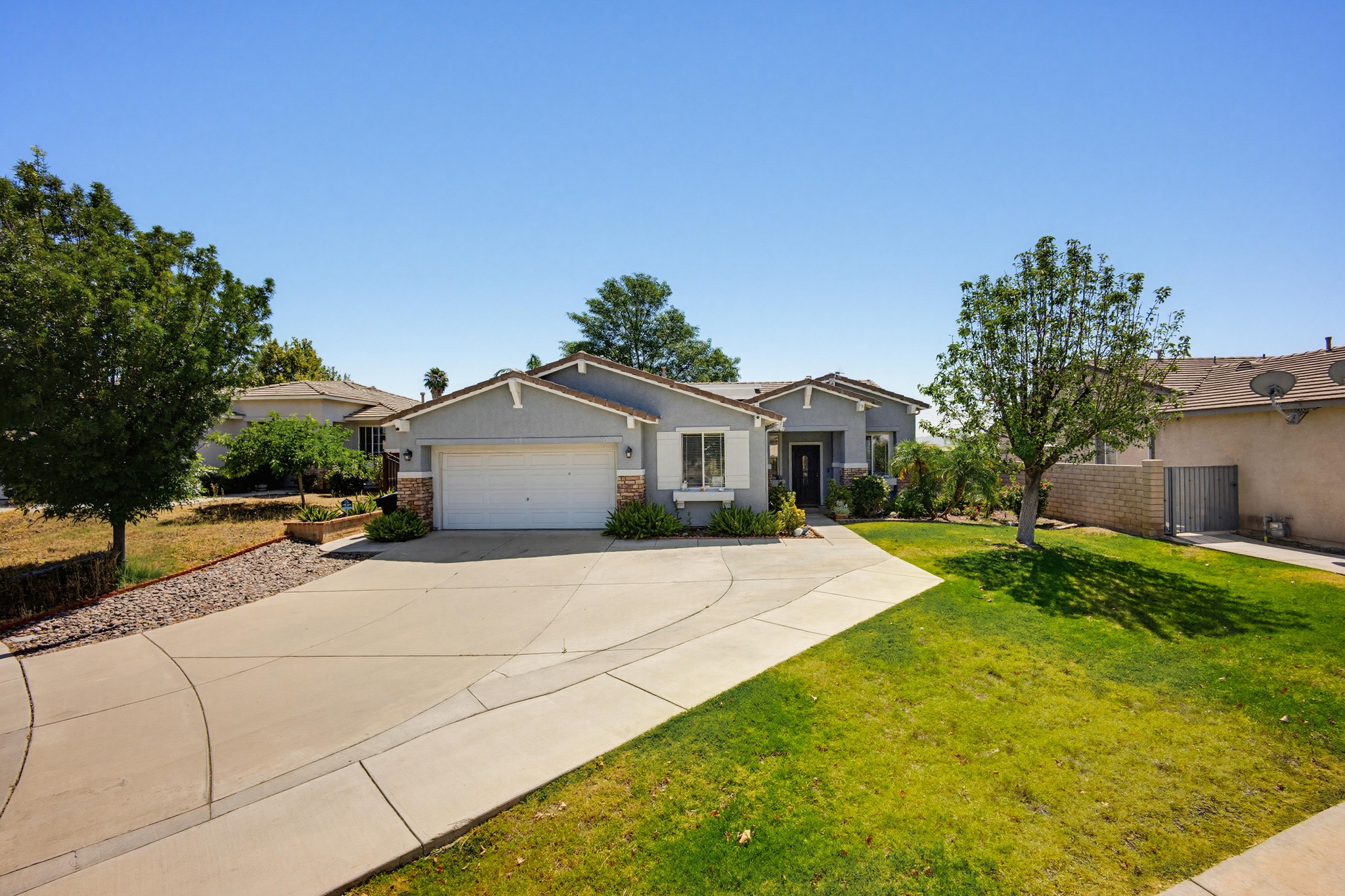 Virtual tour photo 1 of 55 for 30066 Lake Trail Cir