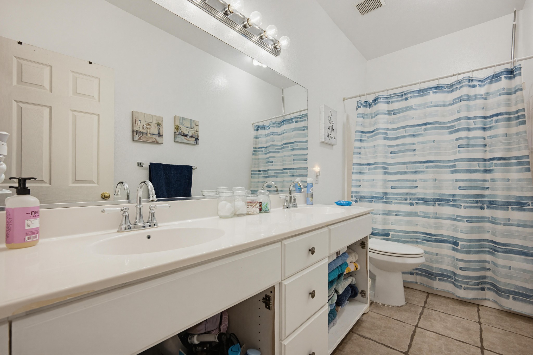 Virtual tour photo 39 of 55 for 30066 Lake Trail Cir