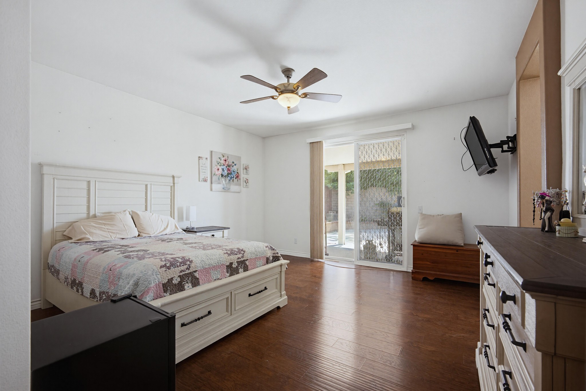 Virtual tour photo 40 of 55 for 30066 Lake Trail Cir