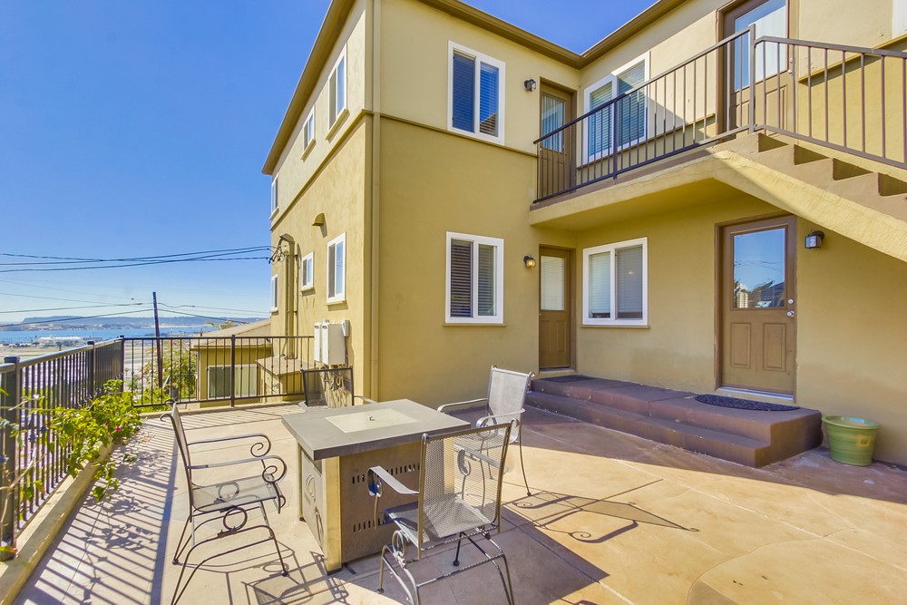Virtual tour photo 6 of 44 for 3007 Columbia St