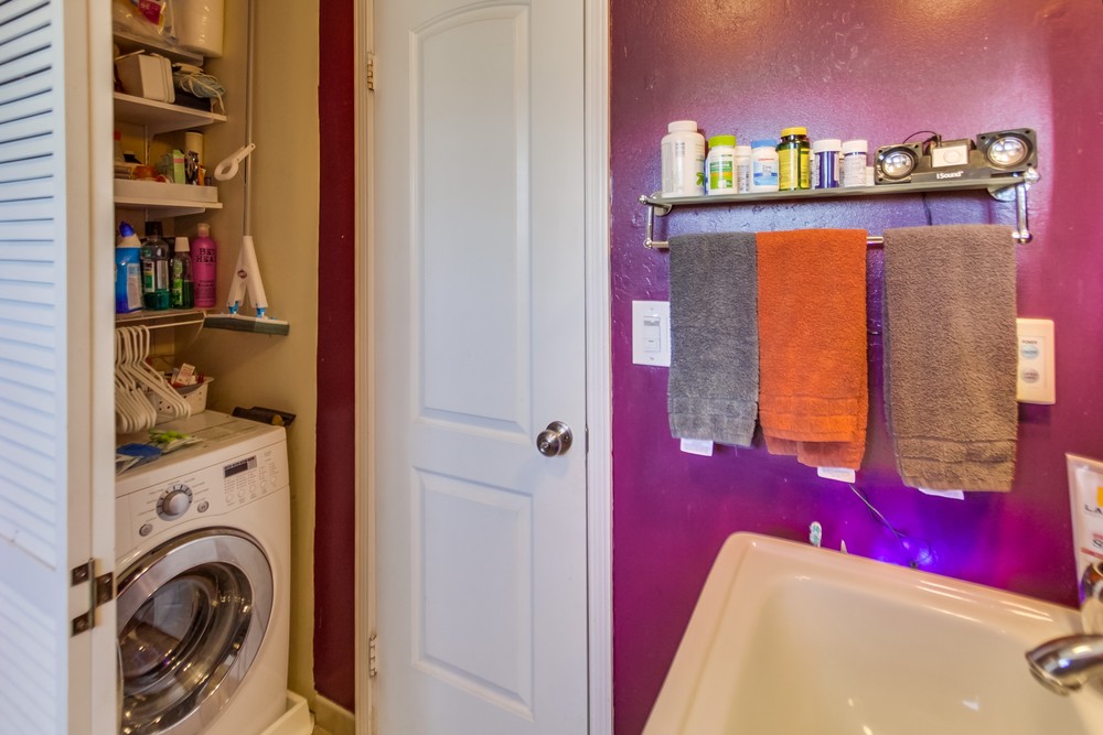 Virtual tour photo 25 of 44 for 3007 Columbia St