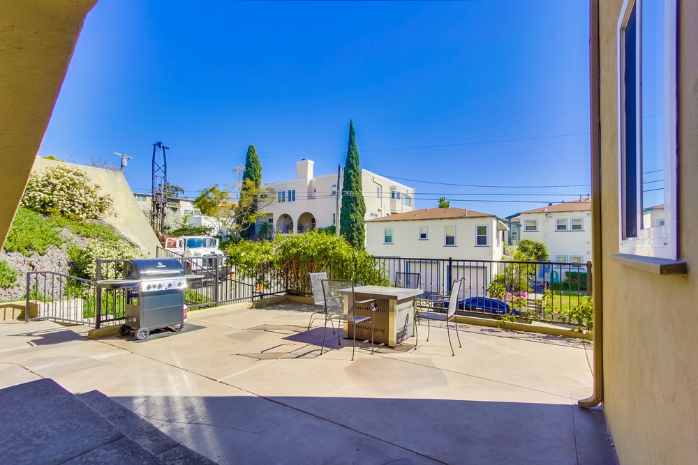 Virtual tour photo 26 of 44 for 3007 Columbia St