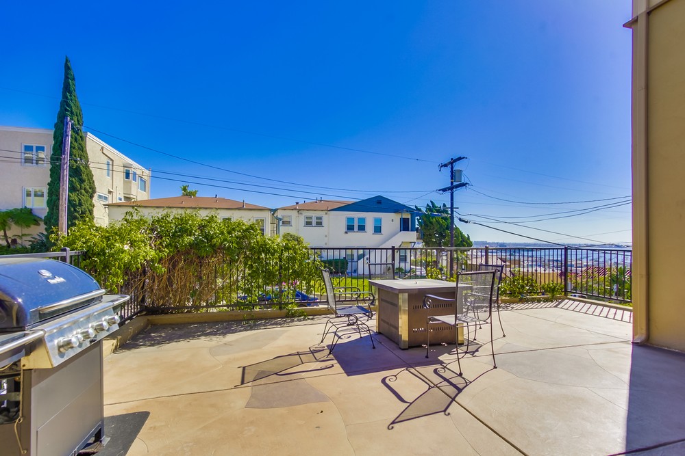 Virtual tour photo 27 of 44 for 3007 Columbia St