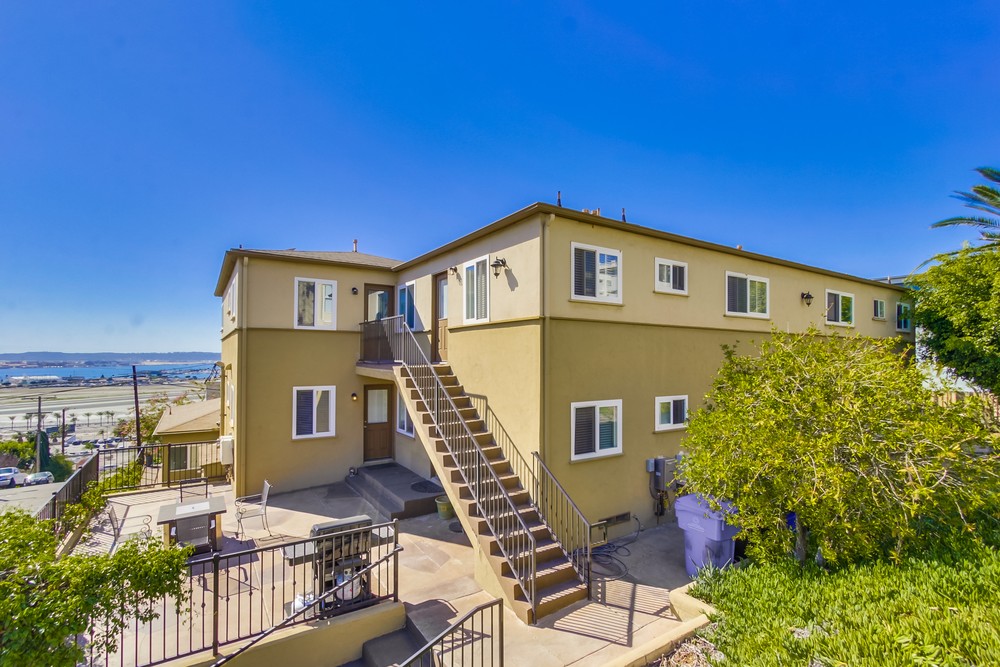 Virtual tour photo 28 of 44 for 3007 Columbia St
