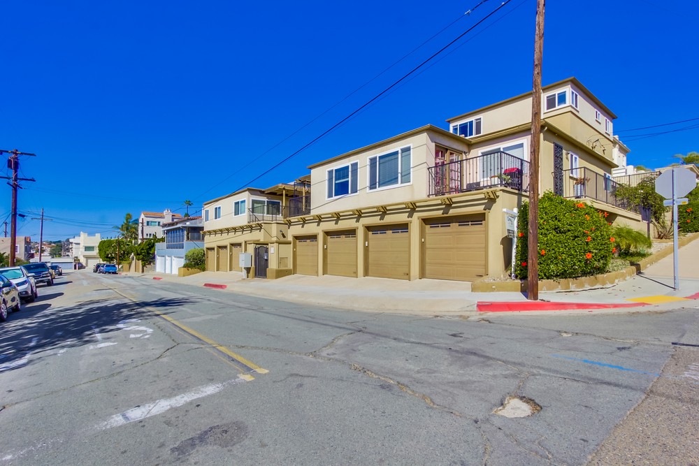 Virtual tour photo 45 of 44 for 3007 Columbia St