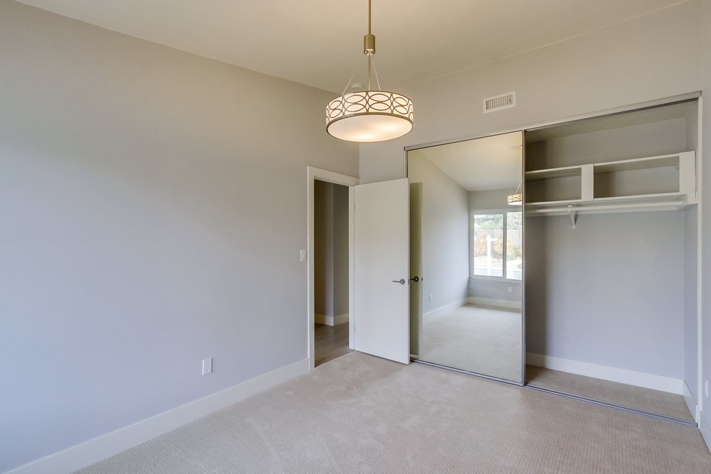 Virtual tour photo 27 of 45 for 3007 Nute Way