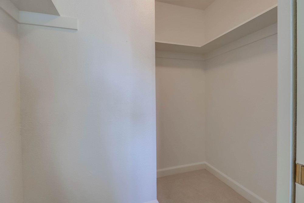 Virtual tour photo 28 of 48 for 3009 Union St UNIT 6