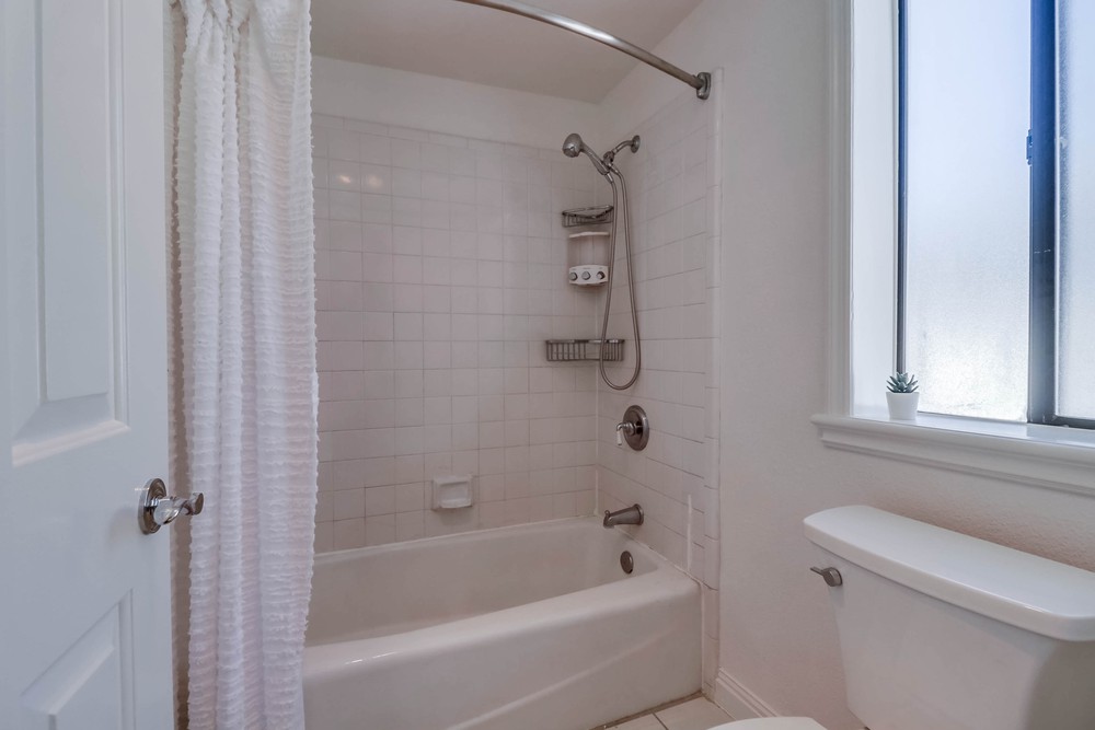 Virtual tour photo 30 of 48 for 3009 Union St UNIT 6