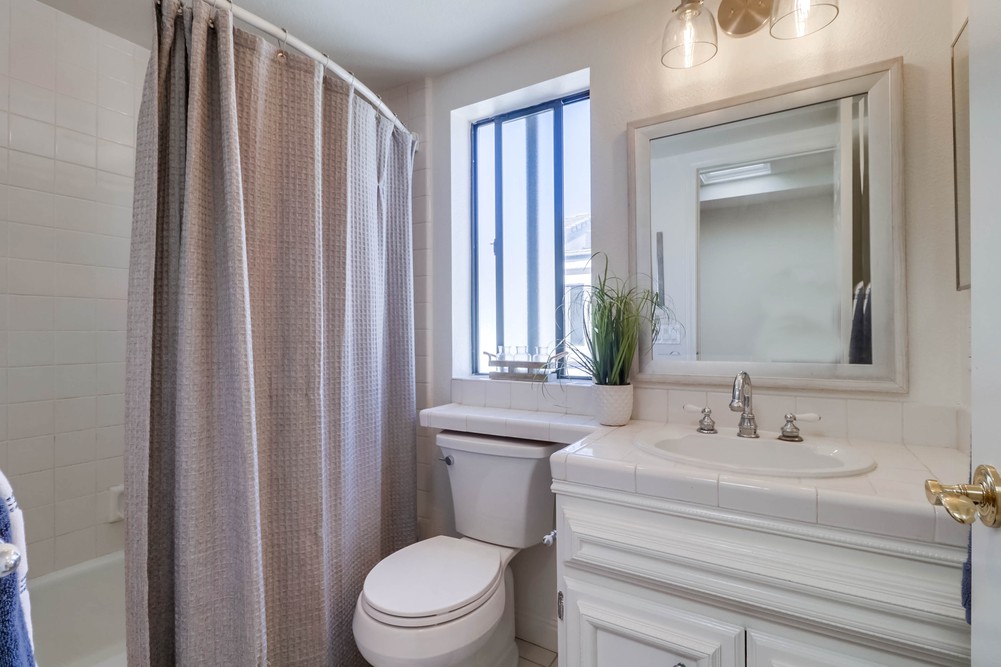 Virtual tour photo 38 of 48 for 3009 Union St UNIT 6