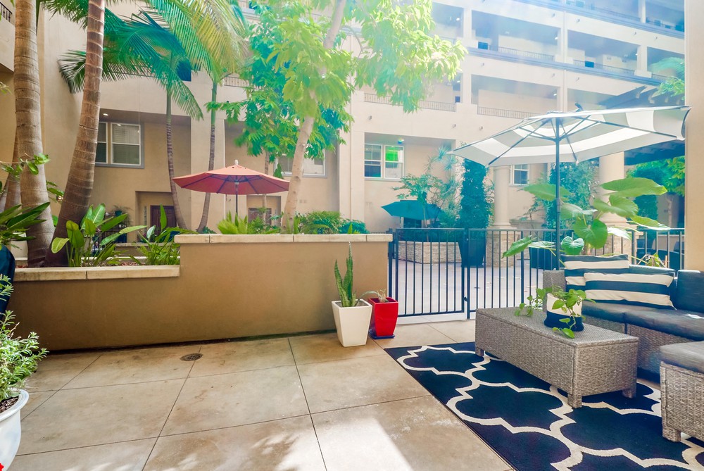 Virtual tour photo 10 of 53 for 301 W G St